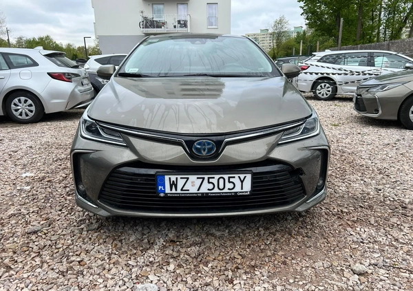 Toyota Corolla cena 59000 przebieg: 200000, rok produkcji 2019 z Warszawa małe 121